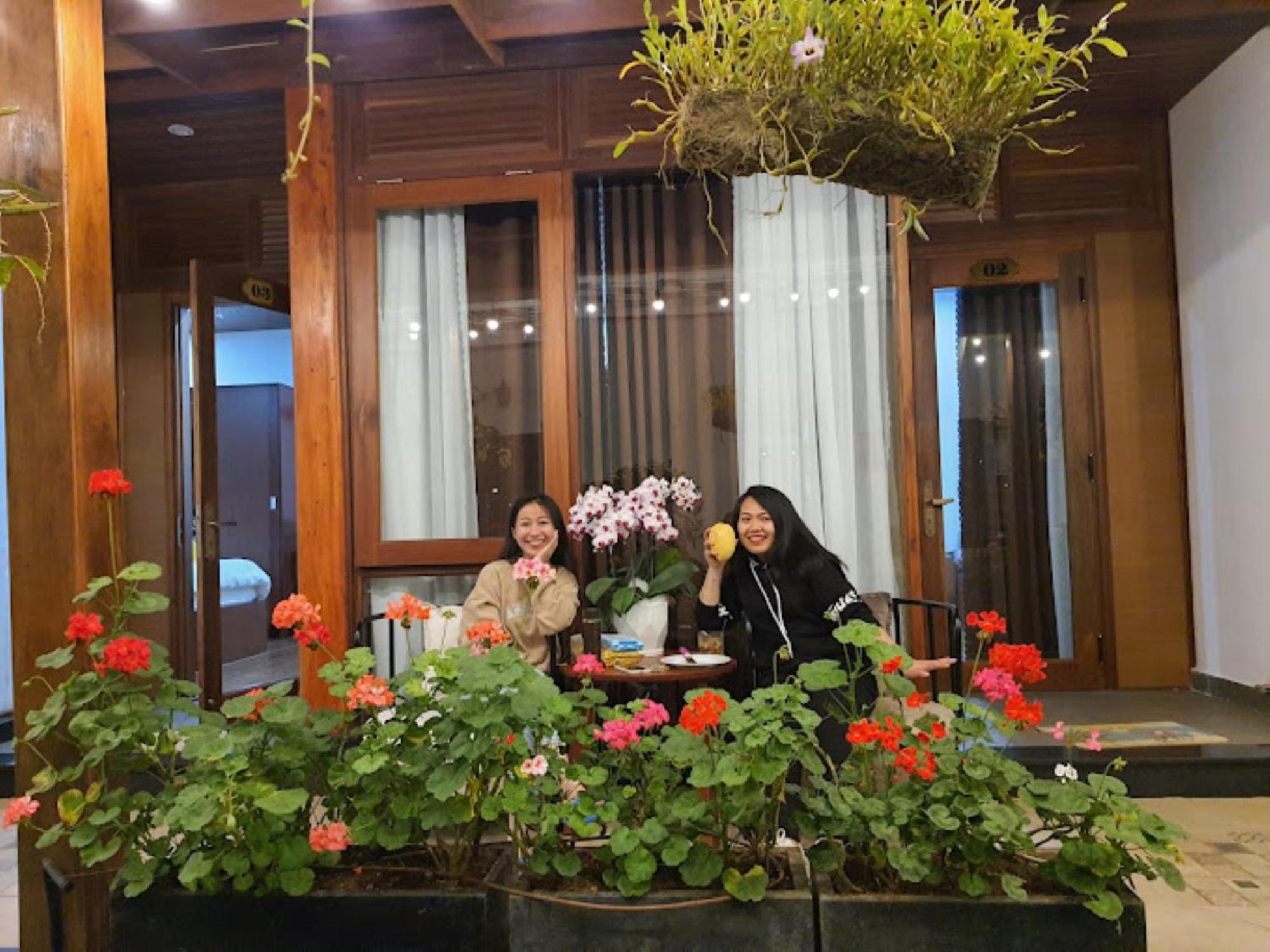 Vuon Tra Homestay Mang Den Kon Von Kla Exterior photo
